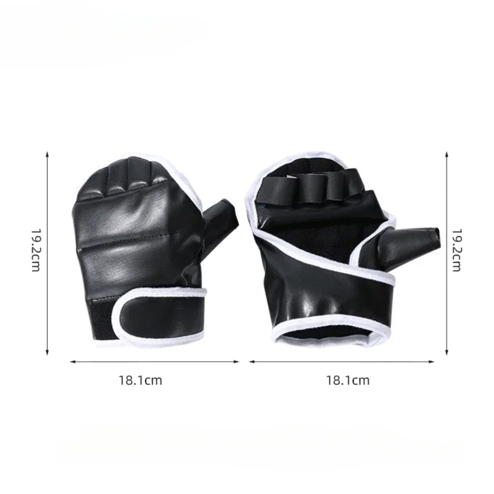 Boxing gloves designed for training, measuring 19.2cm height and 18.1cm width, featuring a sleek black design π₯π€.